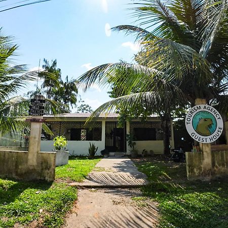 Capibara Guest House Leticia Esterno foto